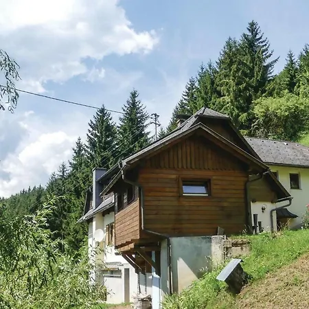 Three-bedroom Holiday In