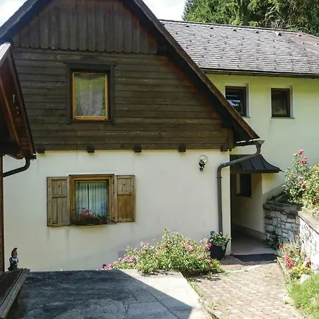 Three-bedroom Holiday In