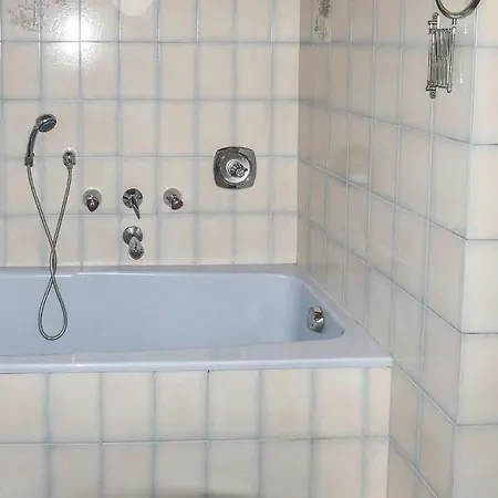 Apartmán Three-bedroom Holiday In *